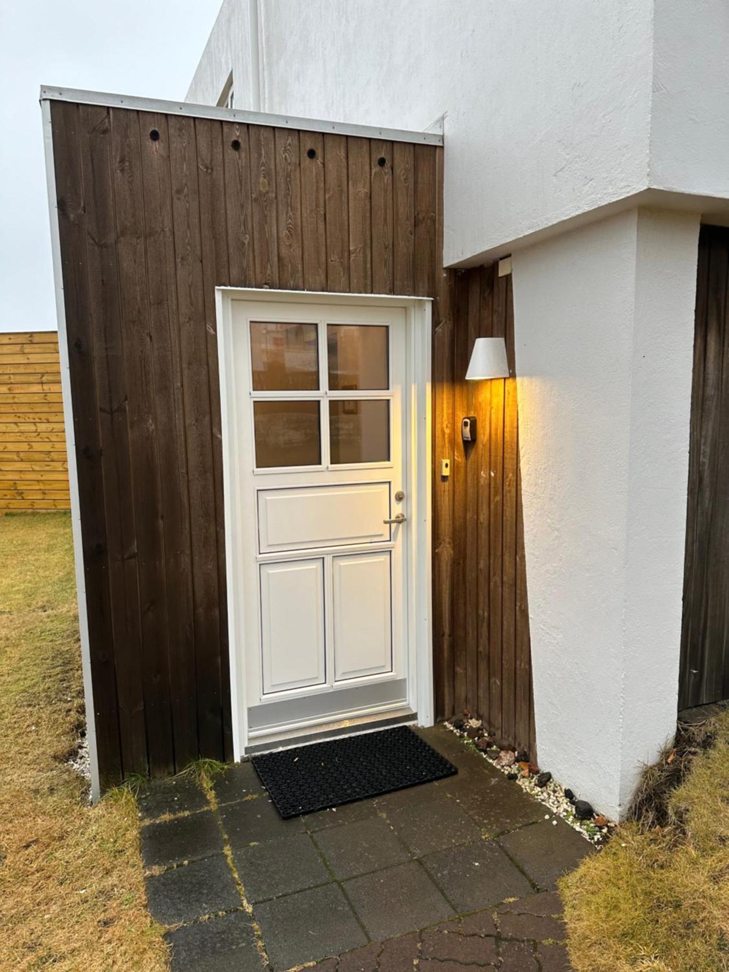 Sol Apartment Keflavík Eksteriør billede